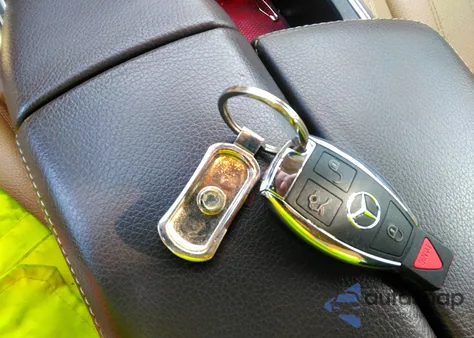 2013 Mercedes-Benz Gl 450 4Matic z USA, uszkodzony, nr VIN 4JGDF7CE9DA189405